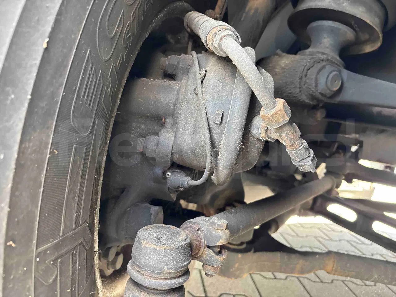 Temsa Safari - front brake calipers right