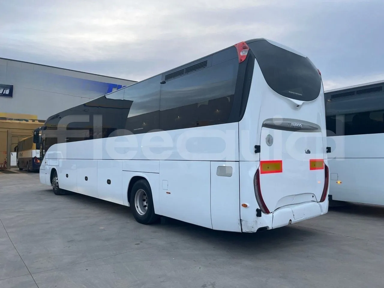 Iveco Magelys - right side doors open