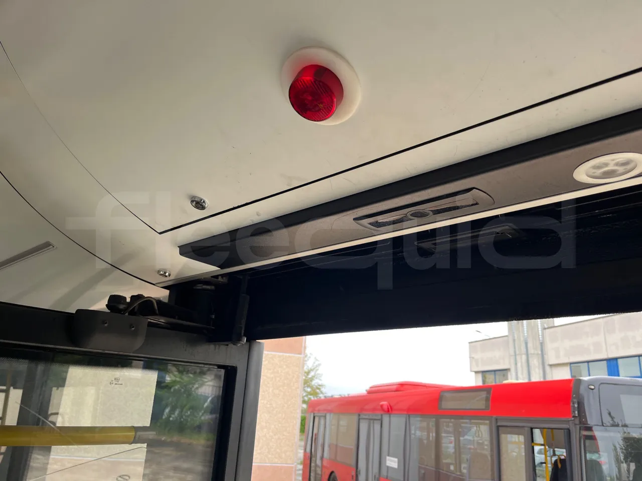 Solaris Urbino 12 - Euro6 - 240kW - 12mt - roof hatch 1