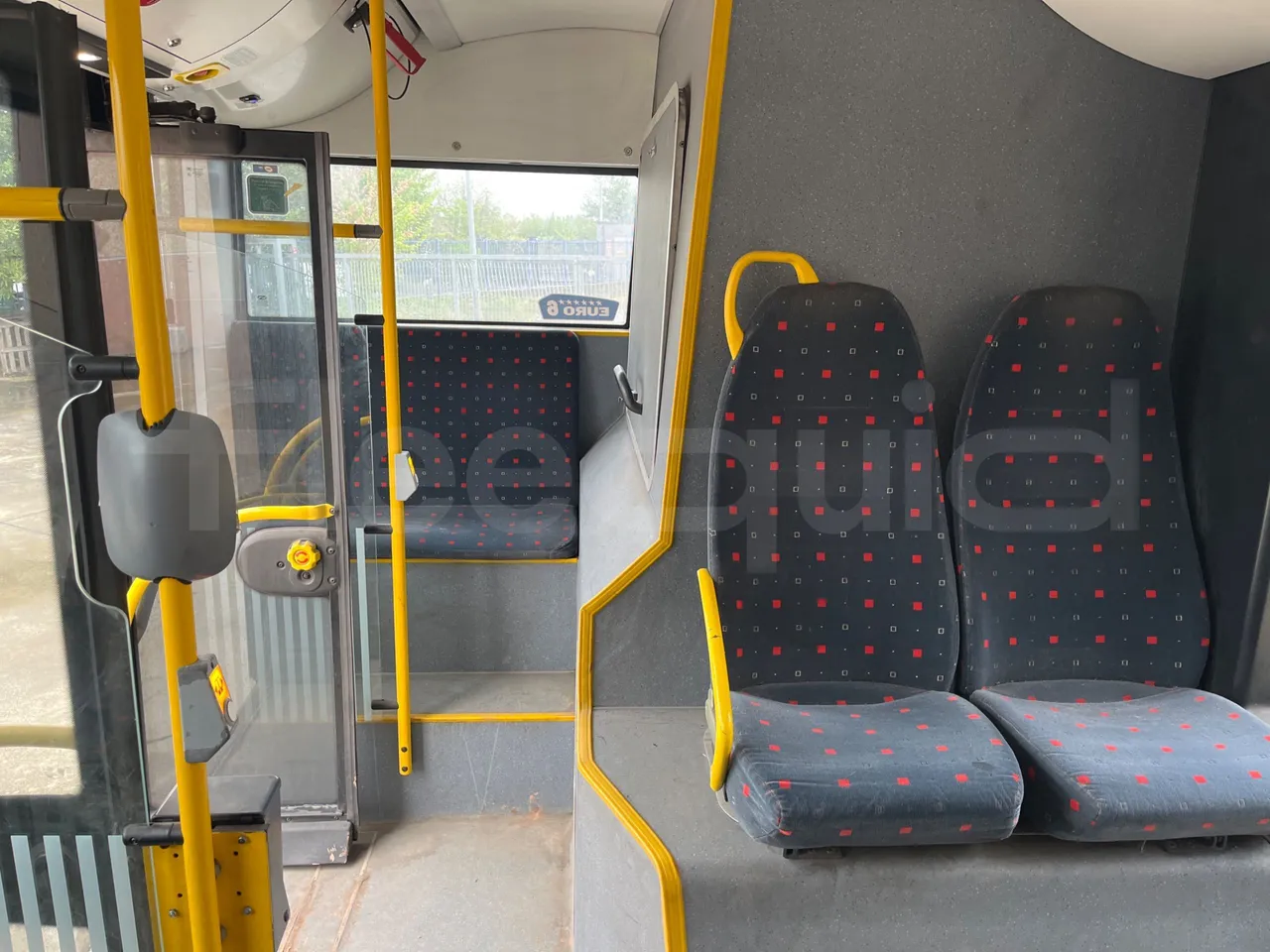 Solaris Urbino 12 - Euro6 - 240kW - 12mt - reverse view middle aisle