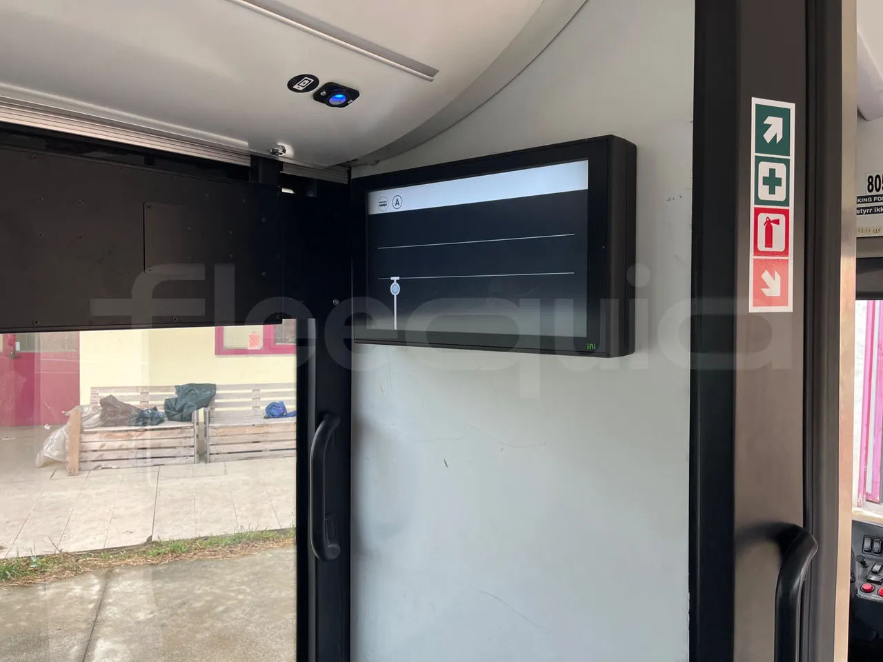 Solaris Urbino 12 - Euro6 - 240kW - 12mt - monitor detail photo