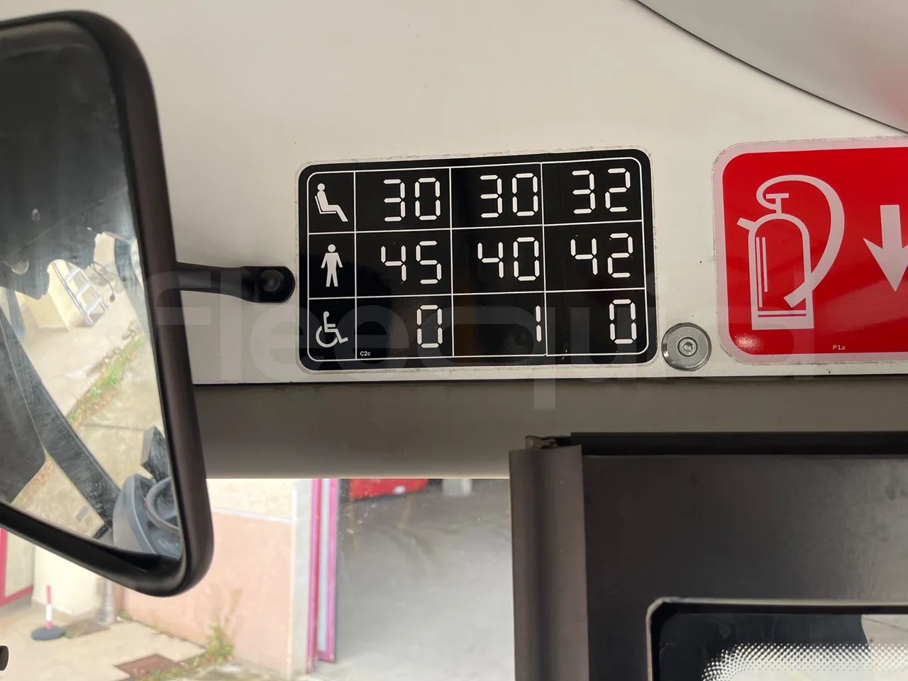 Solaris Urbino 12 - Euro6 - 240kW - 12mt - seat plate photo