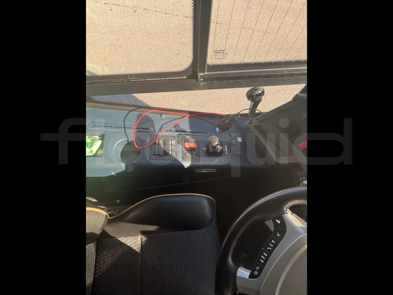 Neoplan Skyliner V6ACB - Euro 6 - 371 kW - 14.000 mt - radio accessories photo