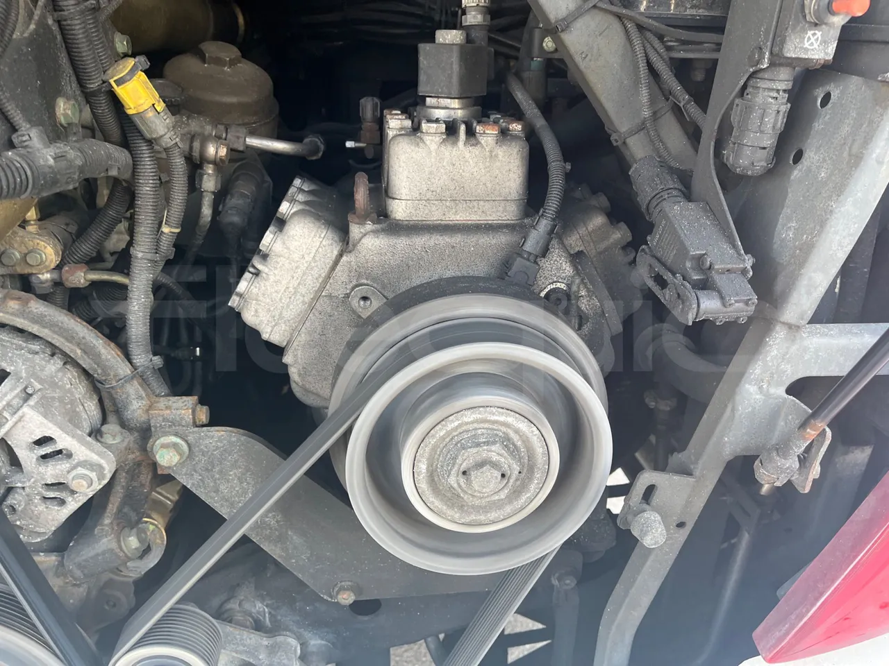 Neoplan Skyliner V6ACB - Euro 6 - 371 kW - 14.000 mt - air conditioning compressor