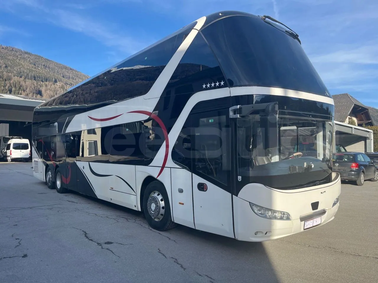 Neoplan Skyliner V6ACB - Euro 6 - 371 kW - 14.000 mt - Base cover photo