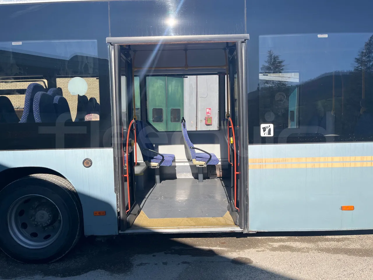 Man Lion's City A23 - Euro4 -257kW -18mt - front door 3 open