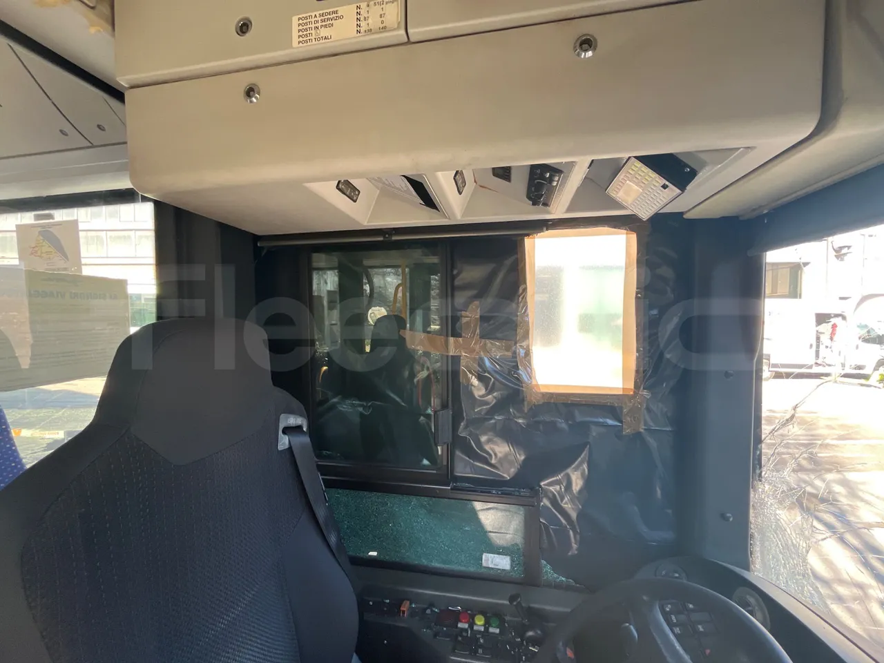 Man Lion's City A23 - Euro4 -257kW -18mt - driver microphone accessories photo