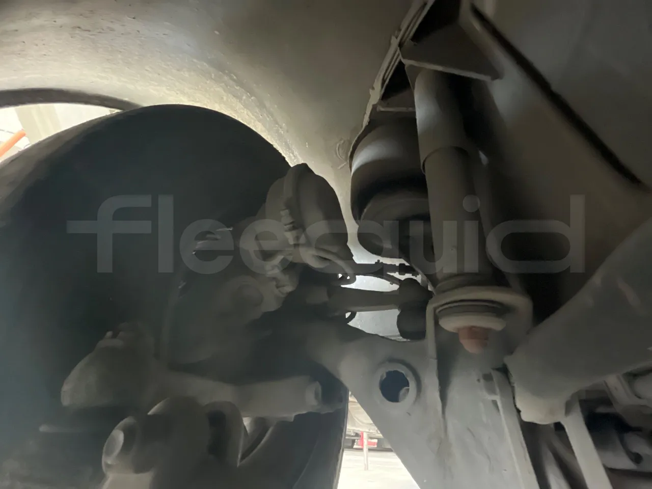 Man Lion's City A23 - Euro4 -257kW -18mt - front shock absorbers left