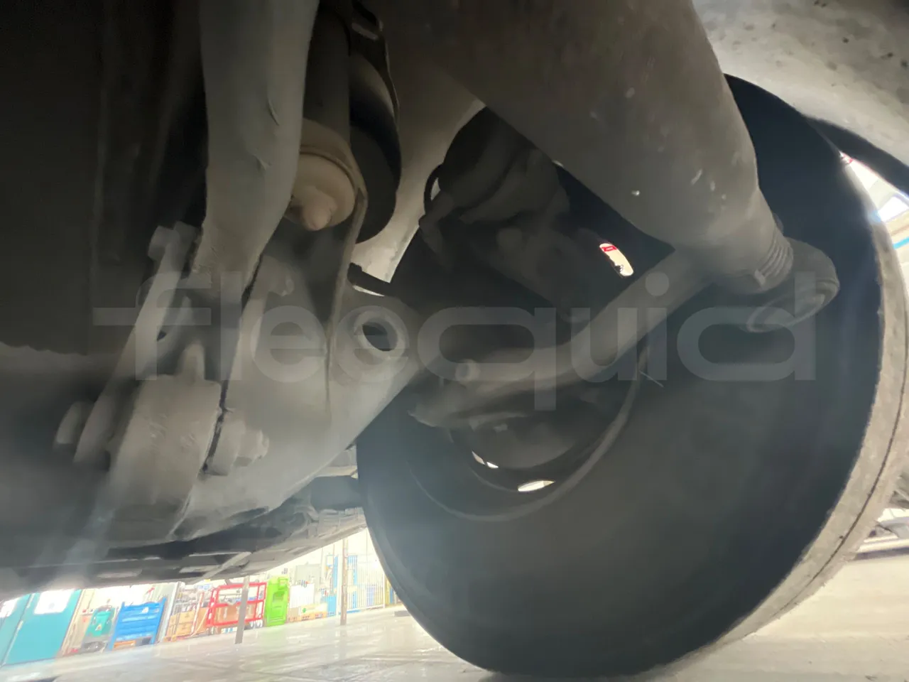 Man Lion's City A23 - Euro4 -257kW -18mt - front shock absorbers right