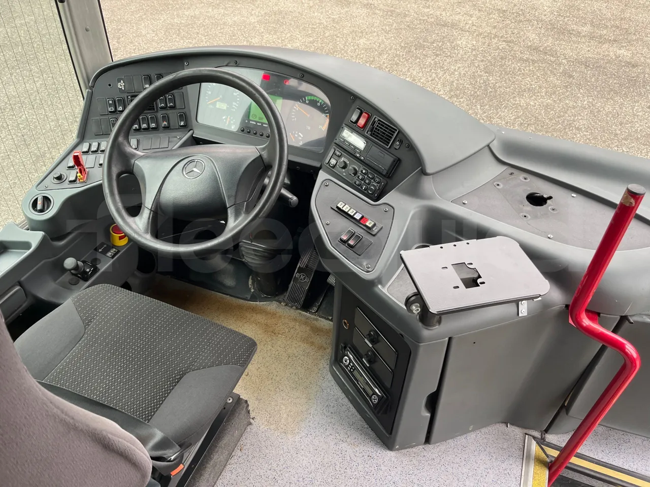 Mercedes-Benz Integro E5 4 - Euro5 - 220kW - 12.140mt - buttons panels on