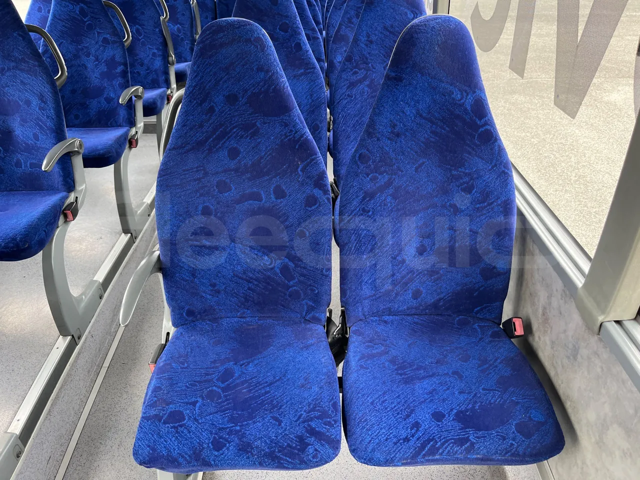 Mercedes-Benz Integro E5 4 - Euro5 - 220kW - 12.140mt - single seat detail