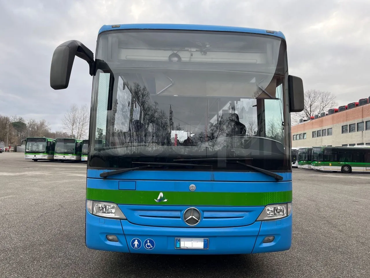 Mercedes-Benz Integro E5 4 - Euro5 - 220kW - 12.140mt - front photo