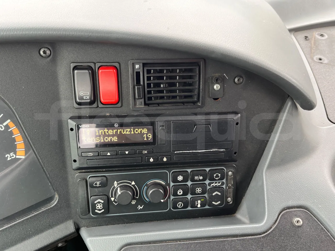 Mercedes-Benz Integro E5 4 - Euro5 - 220kW - 12.140mt - Tachograph