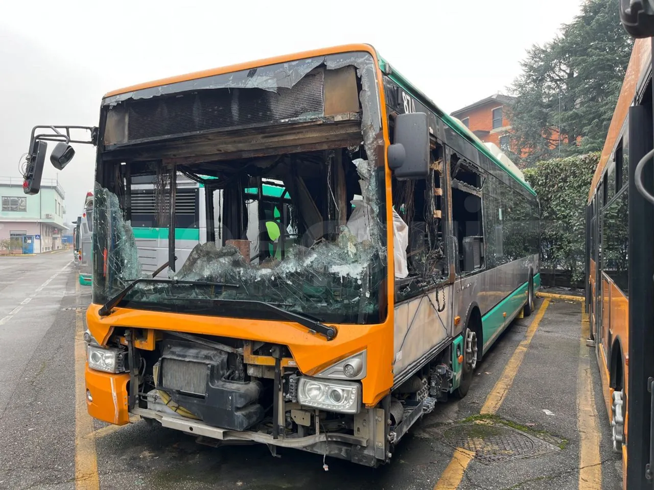 Iveco Urbanway PS ECG - EUR6 - 243kW - 12,023m - Base cover photo