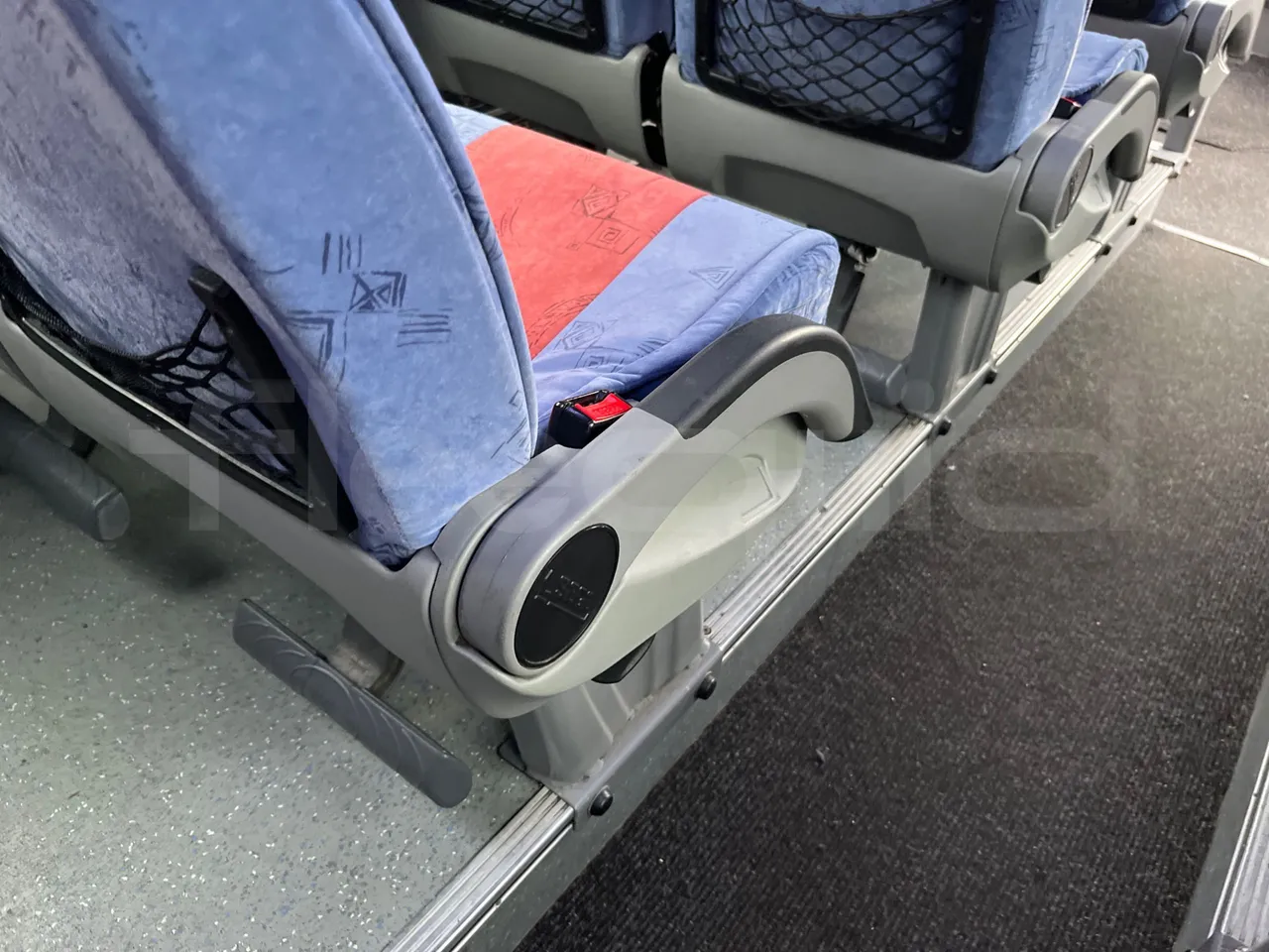 Mercedes-Benz Sprinter W 906 - armrest detail photo