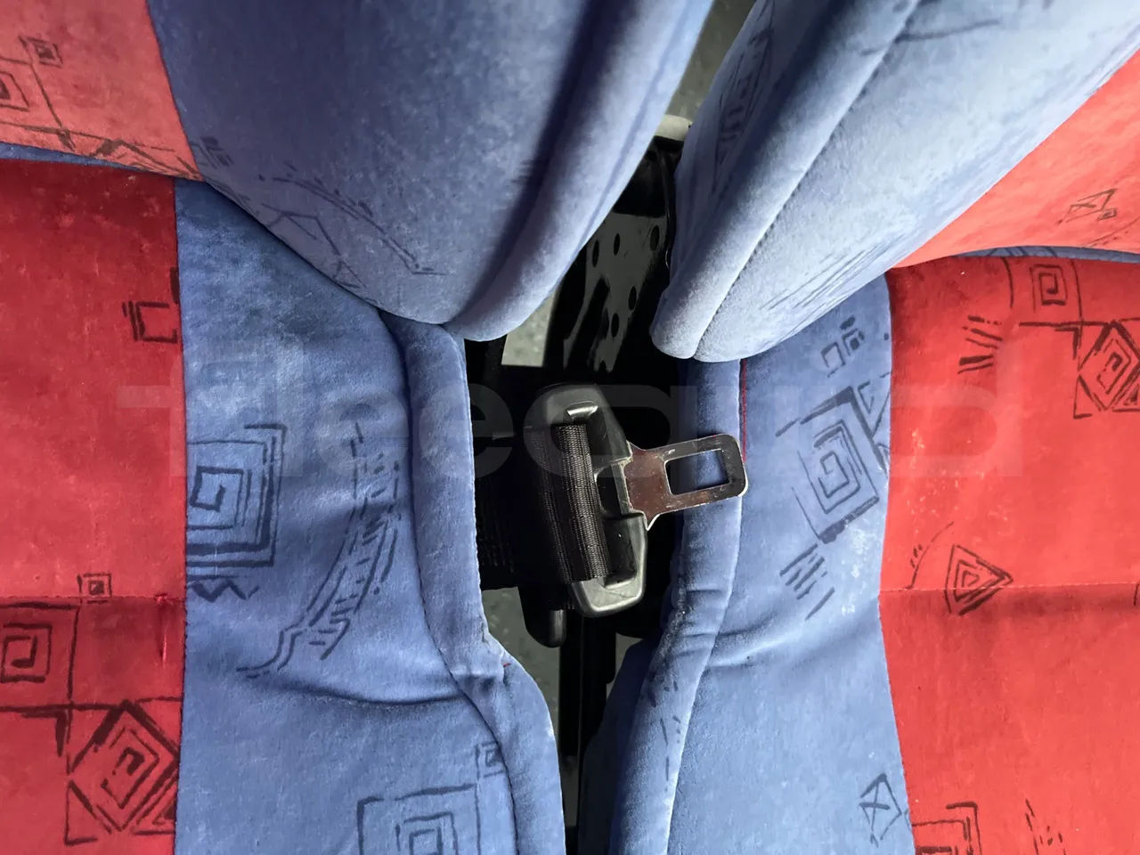 Mercedes-Benz Sprinter W 906 - central seat safety belt