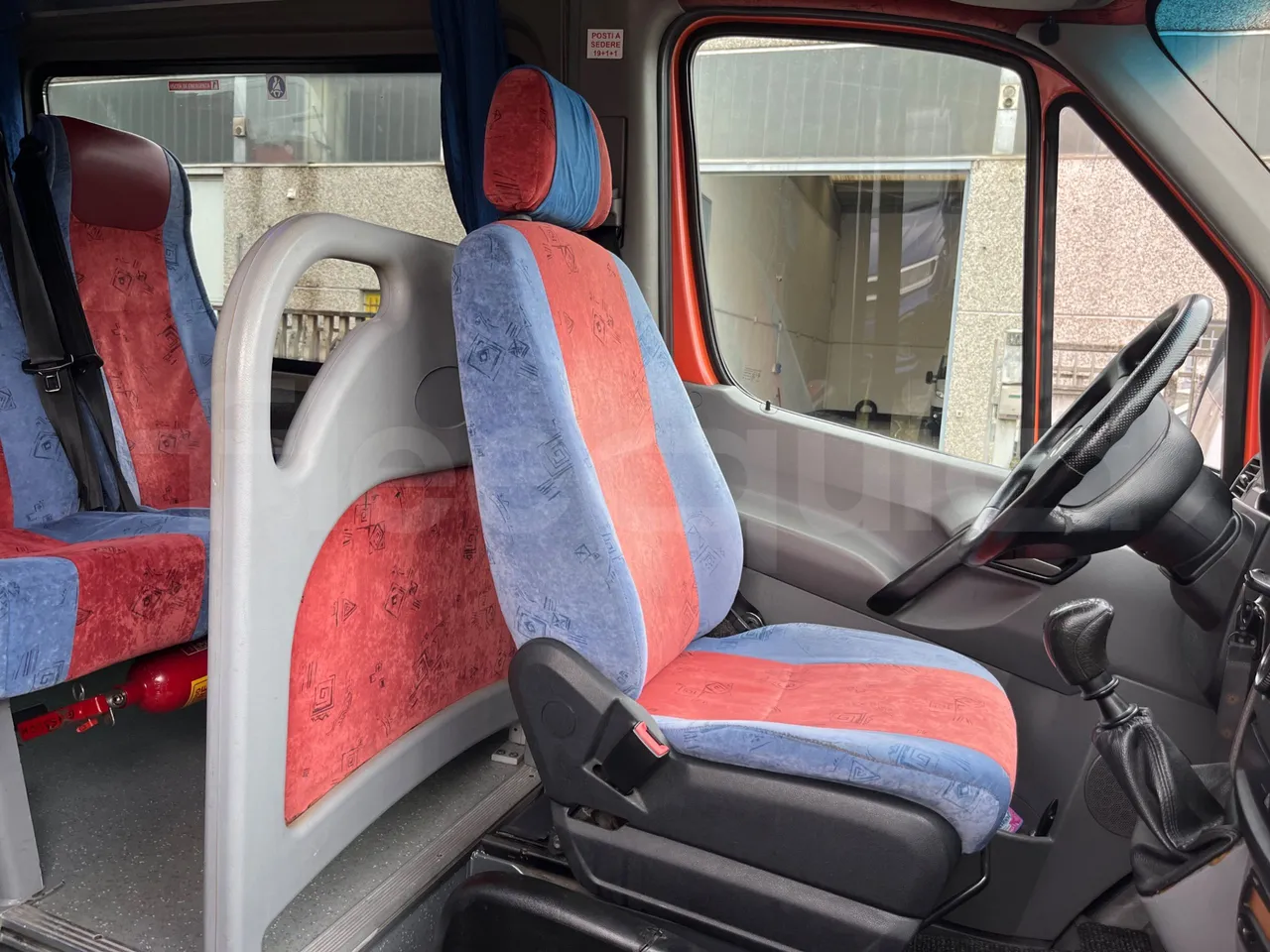 Mercedes-Benz Sprinter W 906 - driver's seat photo