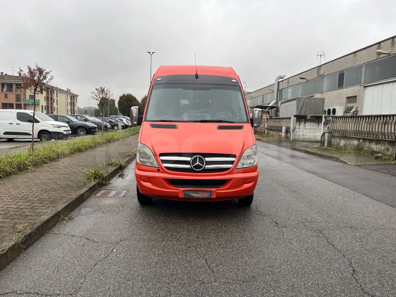 Mercedes-Benz Sprinter W 906 - front photo