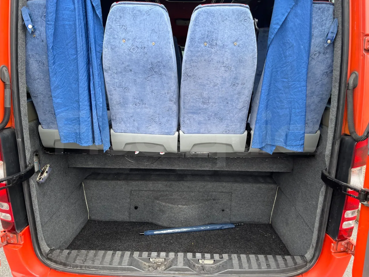 Mercedes-Benz Sprinter W 906 - internal frame rust check