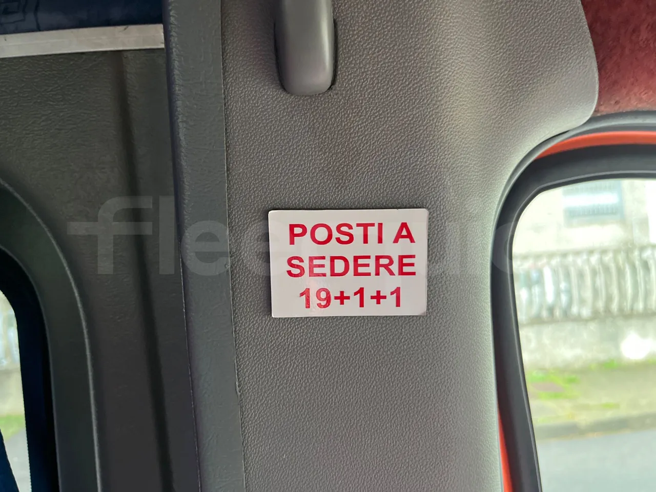 Mercedes-Benz Sprinter W 906 - seat plate photo