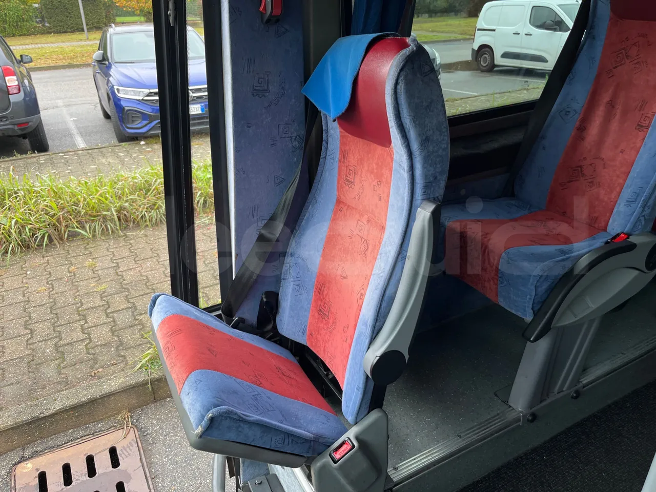 Mercedes-Benz Sprinter W 906 - hostess seat photo