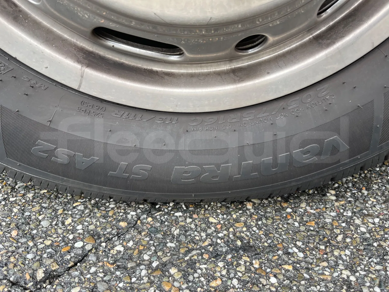 Mercedes-Benz Sprinter W 906 - front left tire measurements