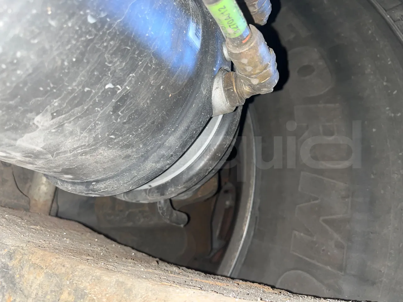 Iveco Magelys SFR310 - EUR5 - 331kW - 13.854m - axle 2 caliper brakes right