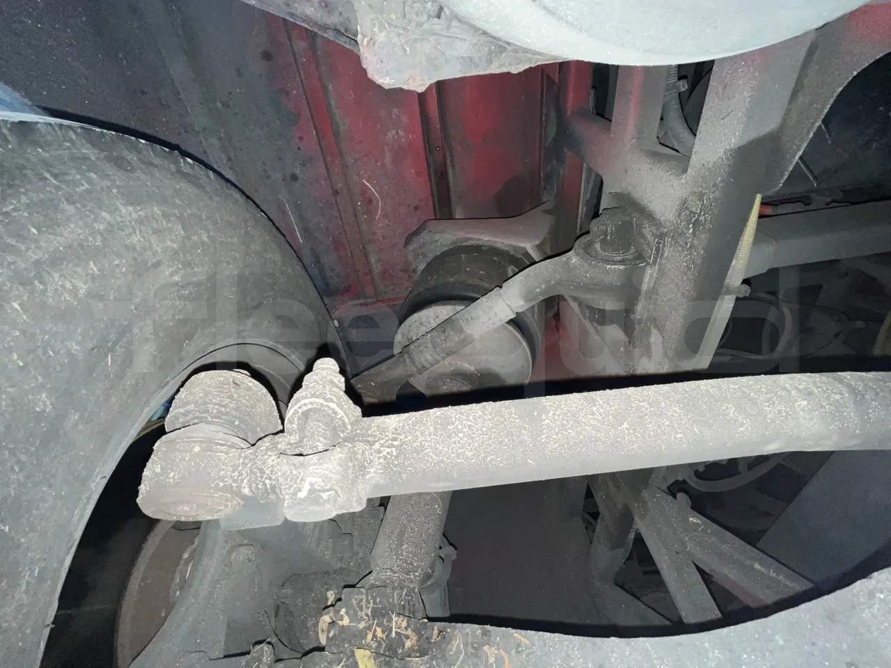 Iveco Magelys SFR310 - EUR5 - 331kW - 13.854m - axel 3 shock absorbers 1 left