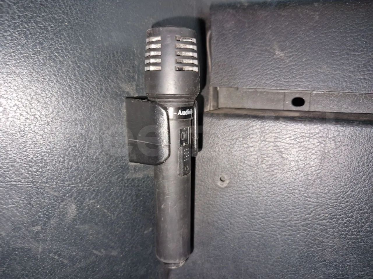Iveco 65C15/70 JB - driver microphone accessories photo
