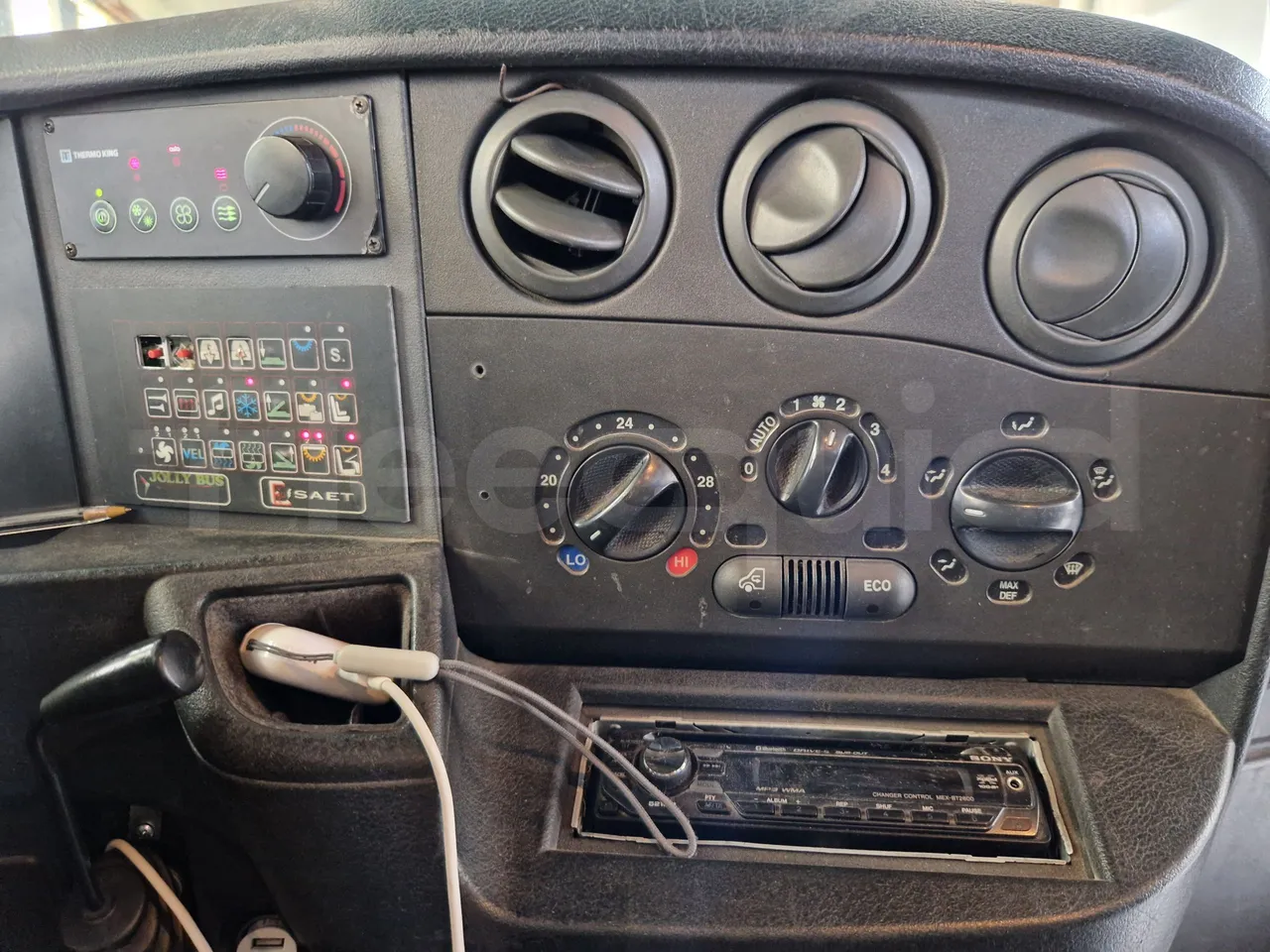 Iveco 65C15/70 JB - radio accessories photo
