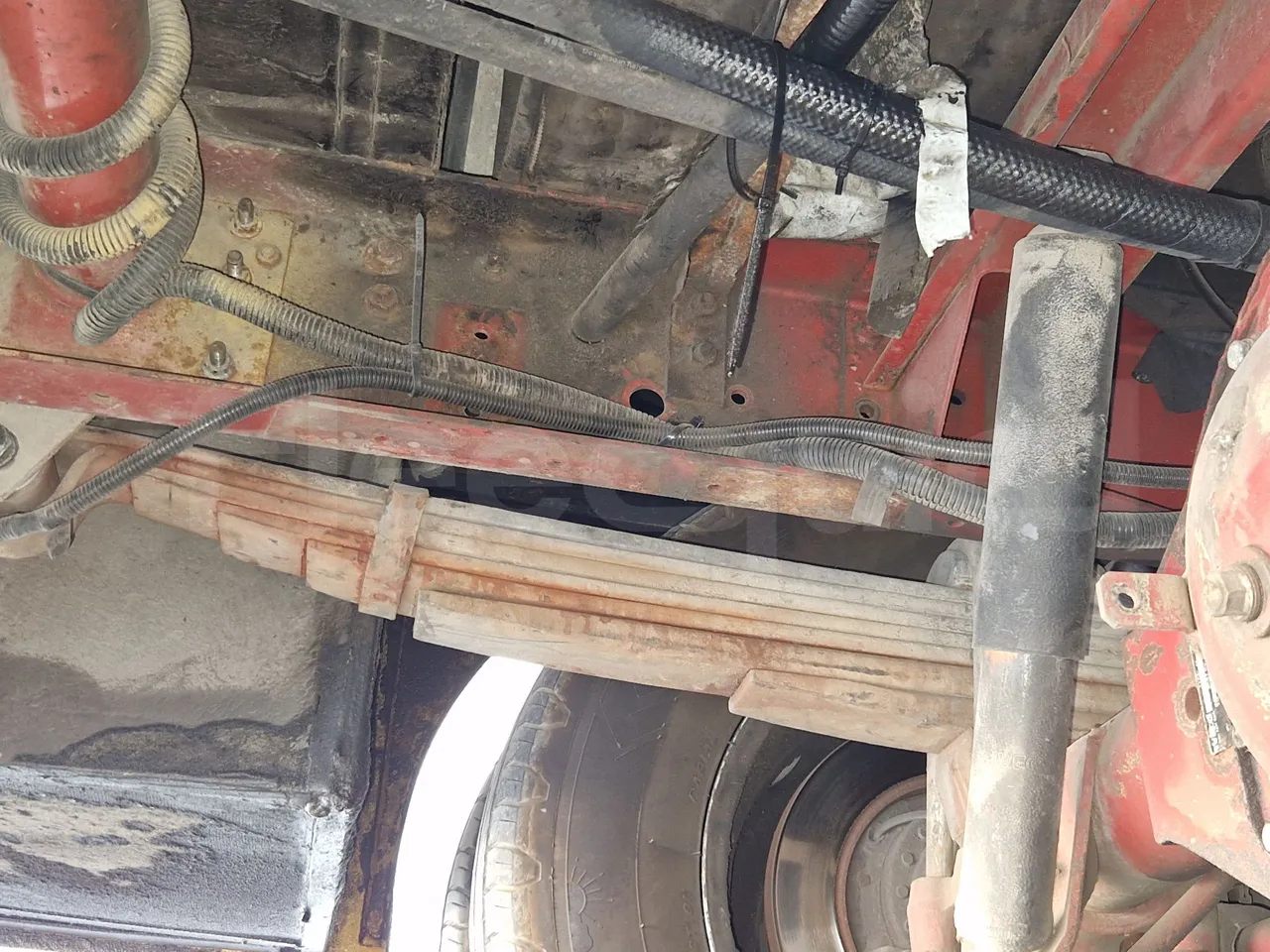 Iveco 65C15/70 JB - axel 2 air springs 2 left