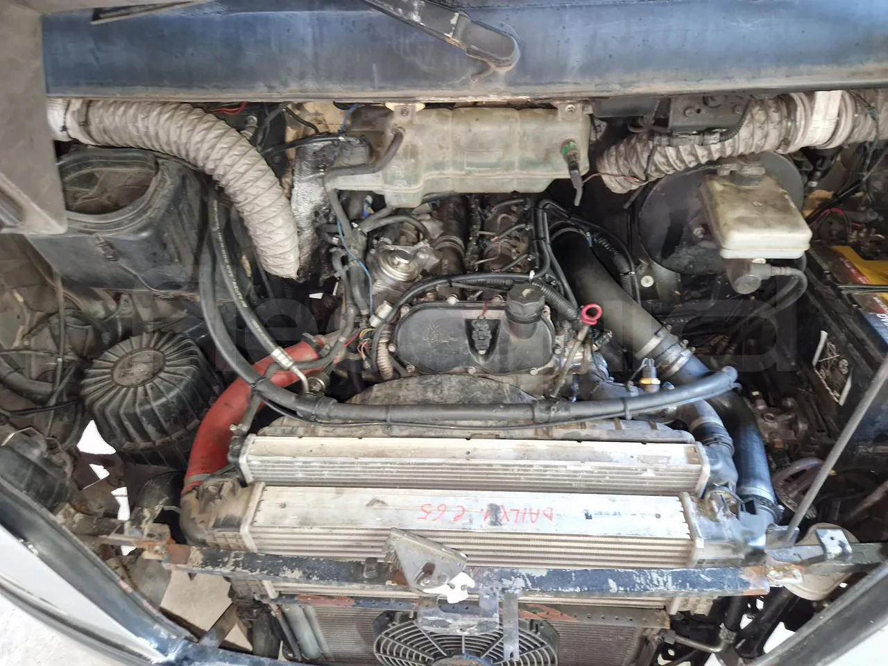 Iveco 65C15/70 JB - air conditioning compressor