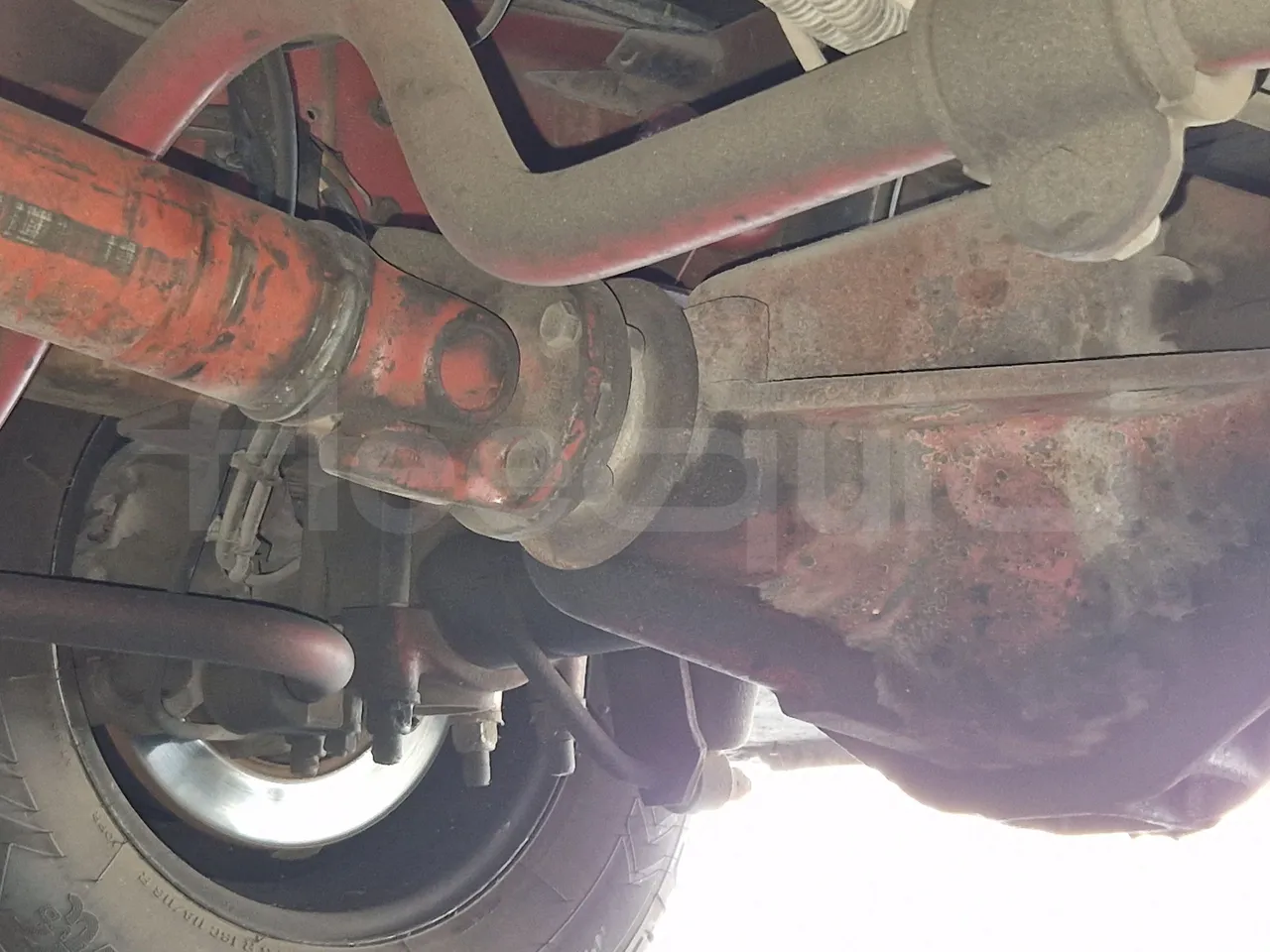 Iveco 65C15/70 JB - axel 3 discs left