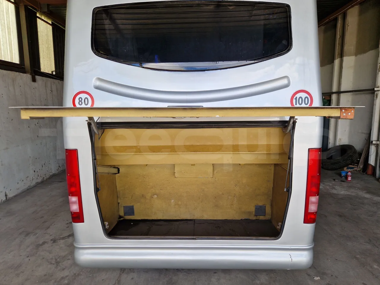 Iveco 65C15/70 JB - fire extinguishing system