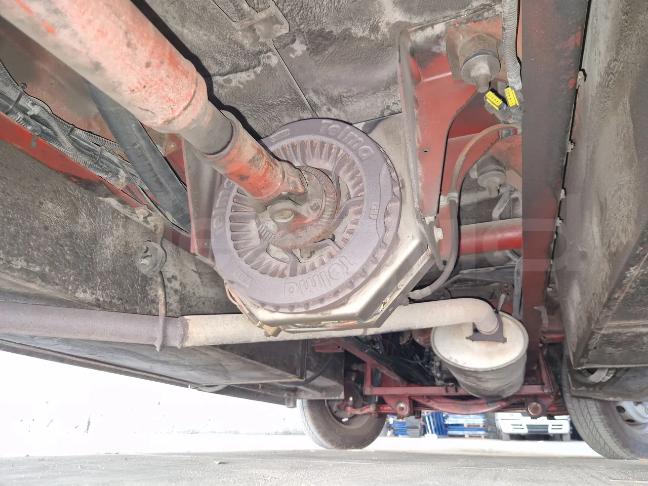 Iveco 65C15/70 JB - axle 3 left side
