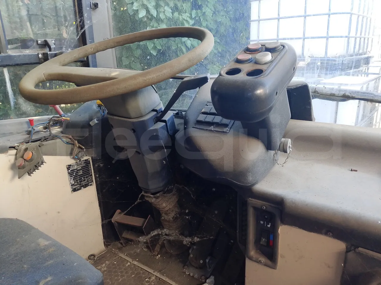Iveco 491/3P 491-3P/ Euro 3 - 213 Kw - 11,995Mt - buttons panels on (mandatory for bus to scrap)