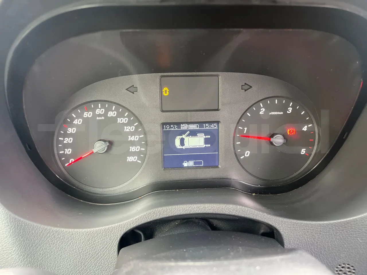 Mercedes-Benz Sprinter 906AC35 - EUR6 - 105kW - 5.932m - dashboard lights on