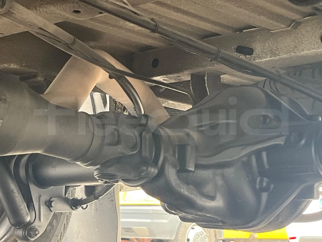 Mercedes-Benz Sprinter 906AC35 - EUR6 - 105kW - 5.932m - driveshaft photo