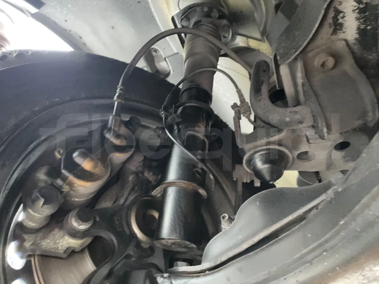 Mercedes-Benz Sprinter 906AC35 - EUR6 - 105kW - 5.932m - front air springs left