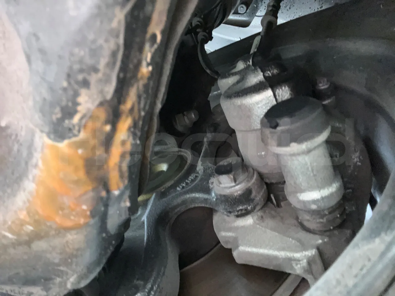 Mercedes-Benz Sprinter 906AC35 - EUR6 - 105kW - 5.932m - front brake calipers right