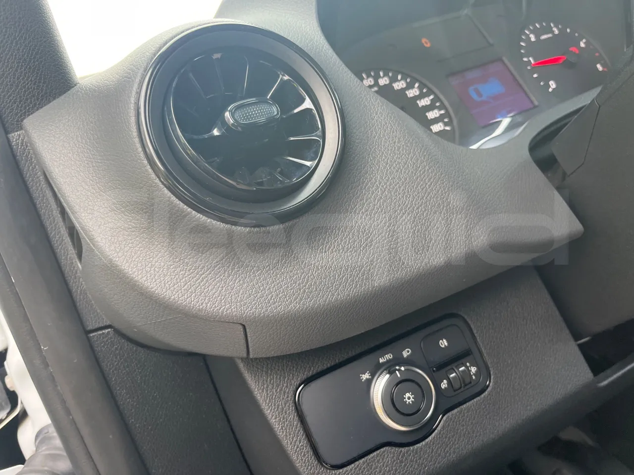 Mercedes-Benz Sprinter 906AC35 - EUR6 - 105kW - 5.932m - roof hatch 3