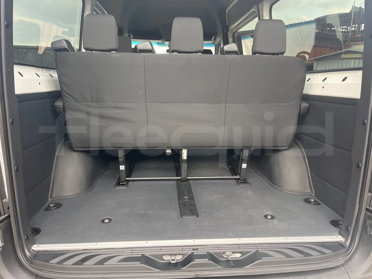 Mercedes-Benz Sprinter 906AC35 - EUR6 - 105kW - 5.932m - internal frame rust check