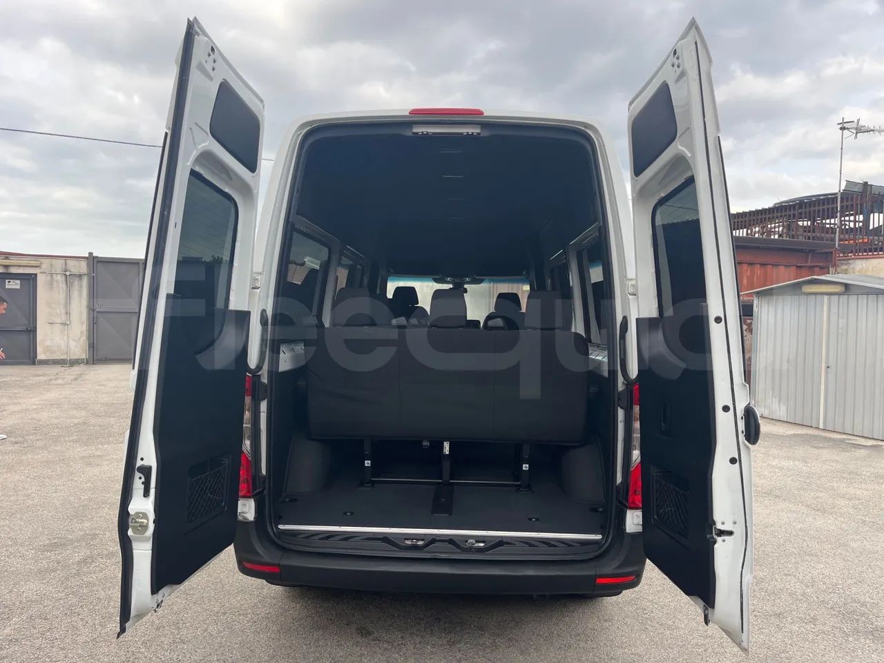 Mercedes-Benz Sprinter 906AC35 - EUR6 - 105kW - 5.932m - luggage rack photo