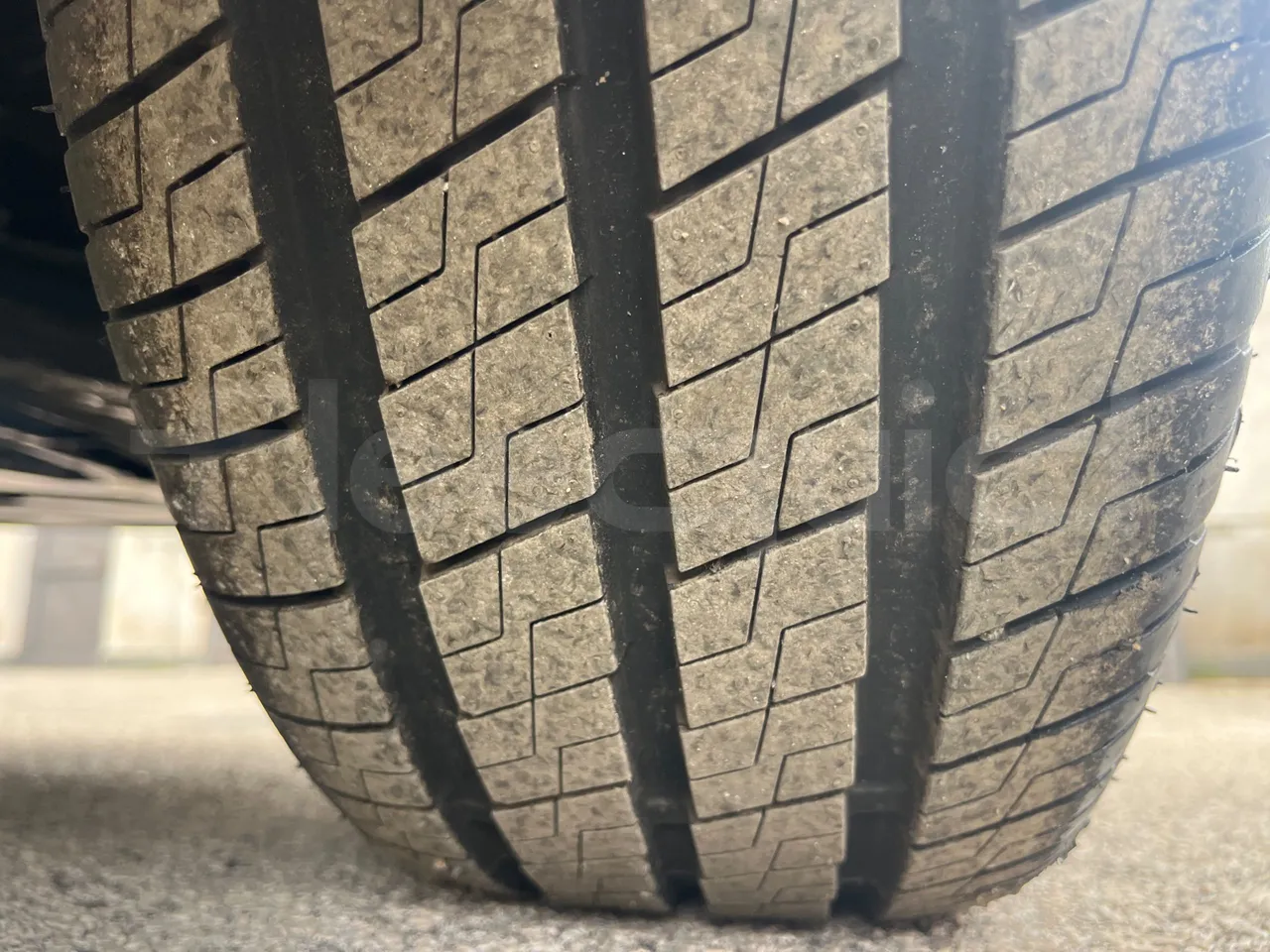 Mercedes-Benz Sprinter 906AC35 - EUR6 - 105kW - 5.932m - tread condition second axle tires right