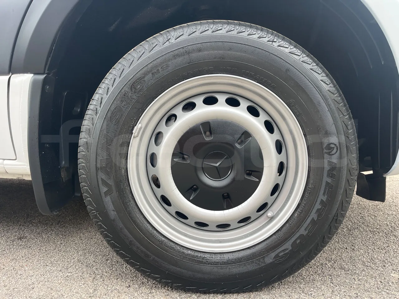 Mercedes-Benz Sprinter 906AC35 - EUR6 - 105kW - 5.932m - front left tire measurements