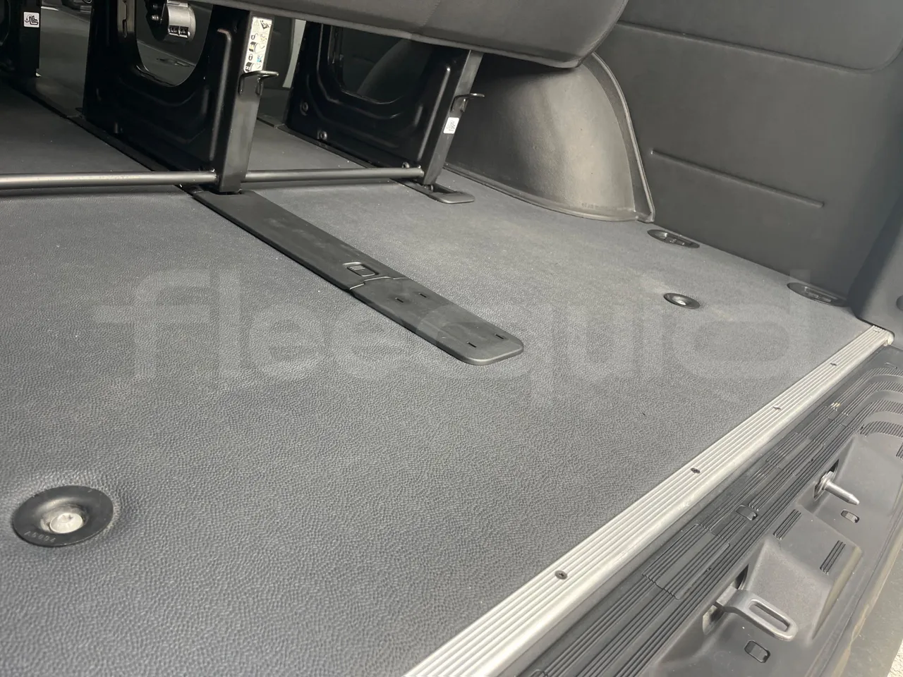 Mercedes-Benz Sprinter 906AC35 - EUR6 - 105kW - 5.932m - under carpet photo