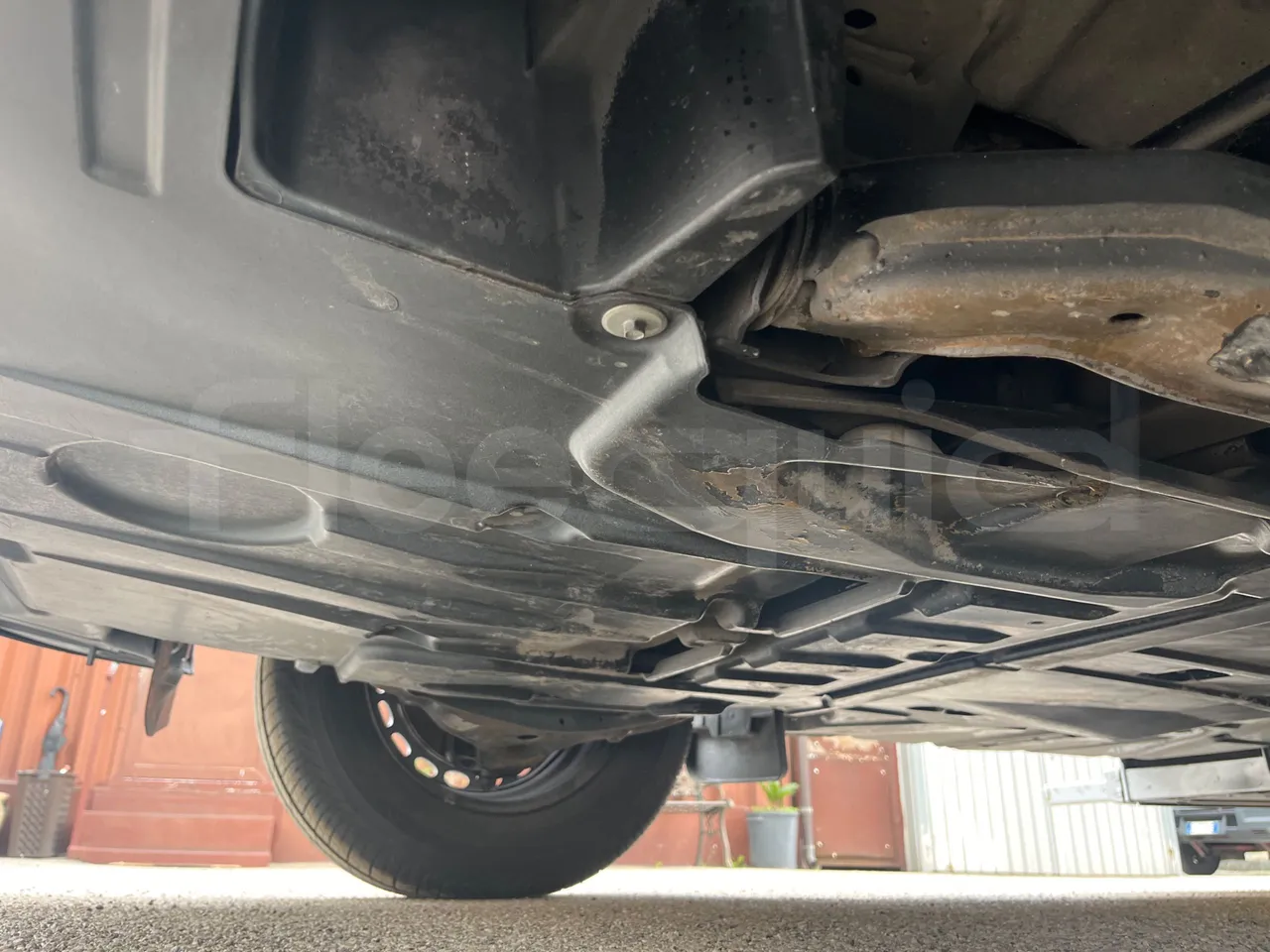 Mercedes-Benz Sprinter 906AC35 - EUR6 - 105kW - 5.932m - front axle right side