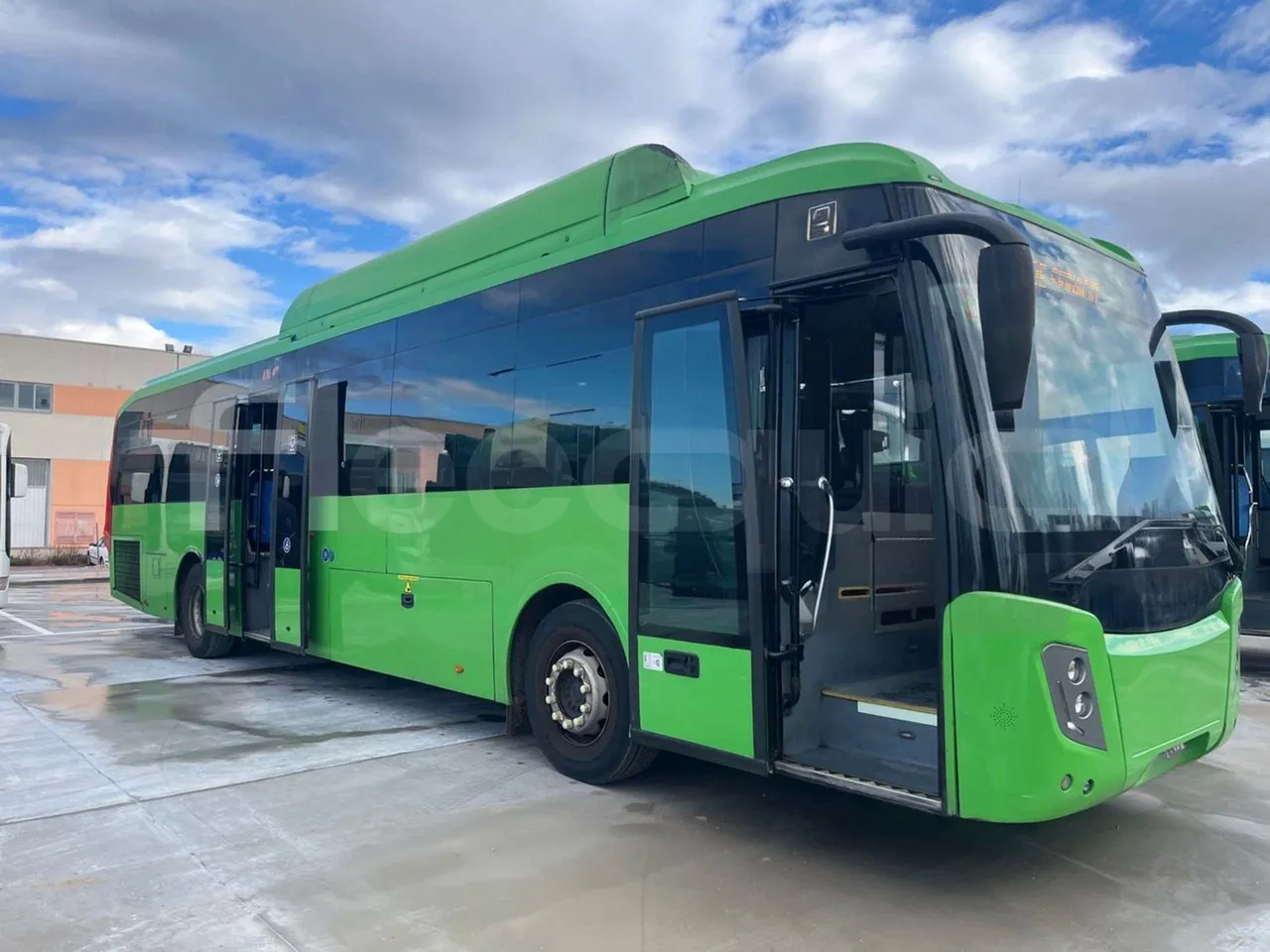 Man Castrosua B.2007.46.001 - Euro6 - 228kW - 12.860mt - Base cover photo