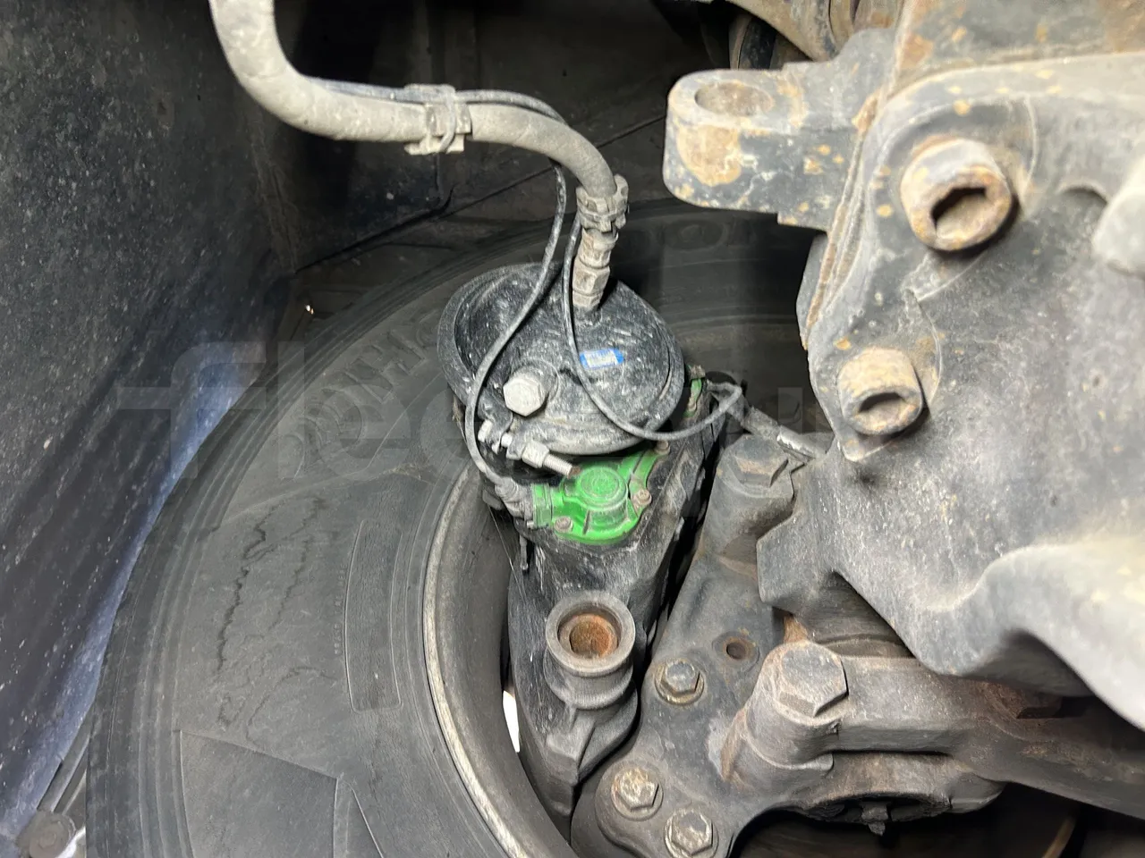 Setra S415 - Third Axle Caliper Brakes Left Side