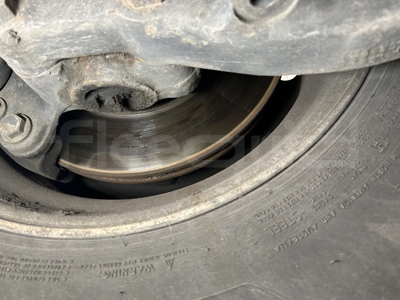 Setra S415 - Third Axle Discs Left Side